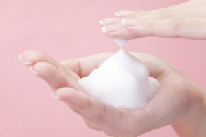 酵素洗顔　効果　ターンオーバーを整える　くすみ解消