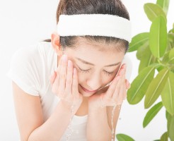洗顔　適温　42度　ヒートショックプロテイン　乾燥